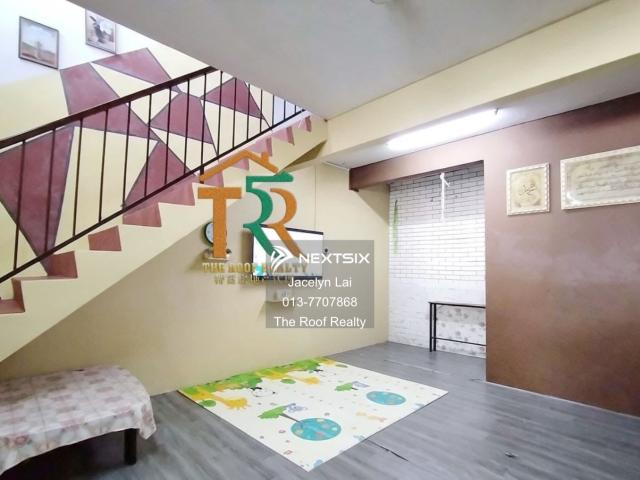 Warehouse for sale in Johor