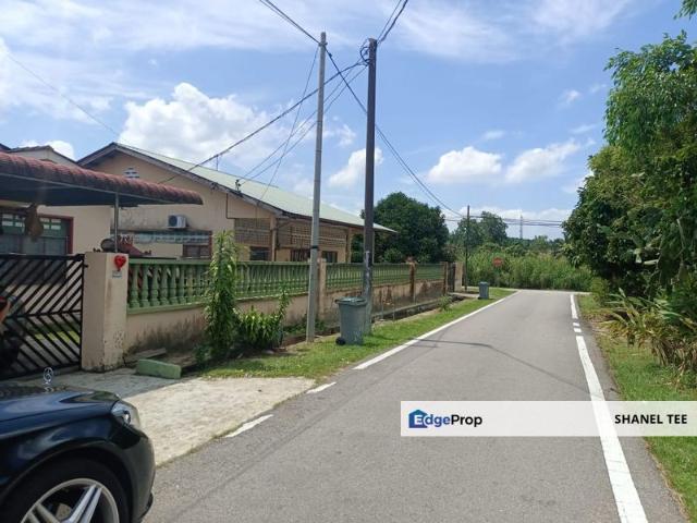 House for sale in Kahang, Johor