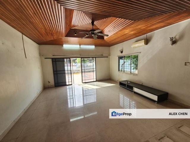 House for sale in Kajang, Langat