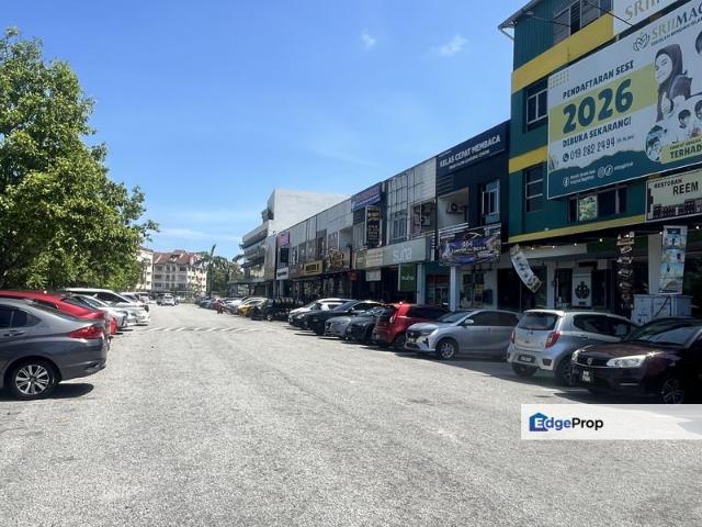 Shop for rent in Kajang, Langat