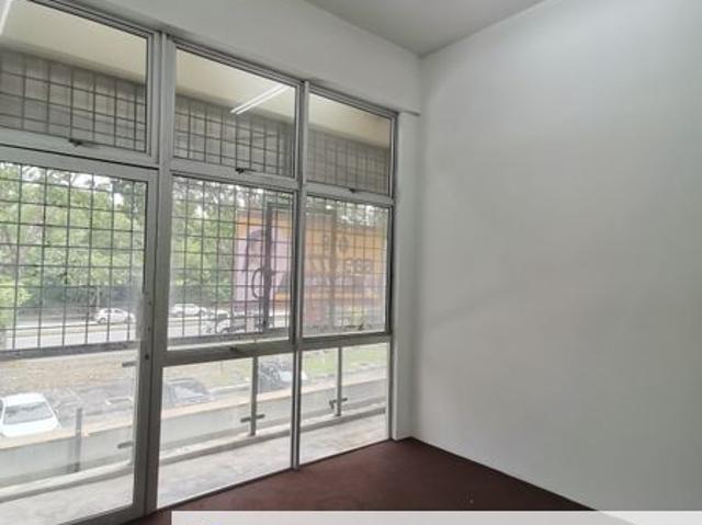 Shop for rent in Kajang, Langat