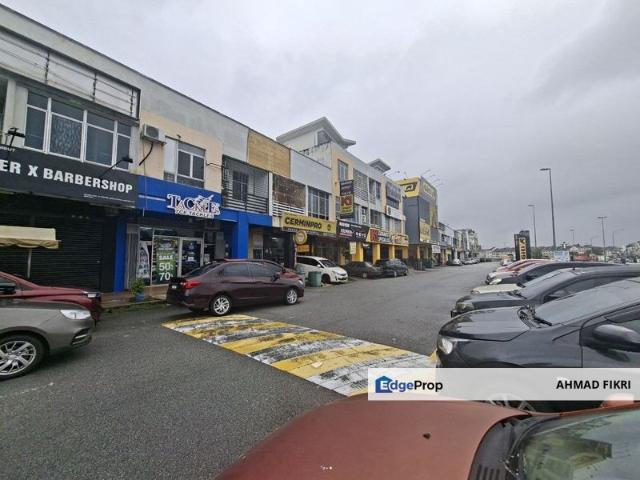 Shop for rent in Kajang, Langat