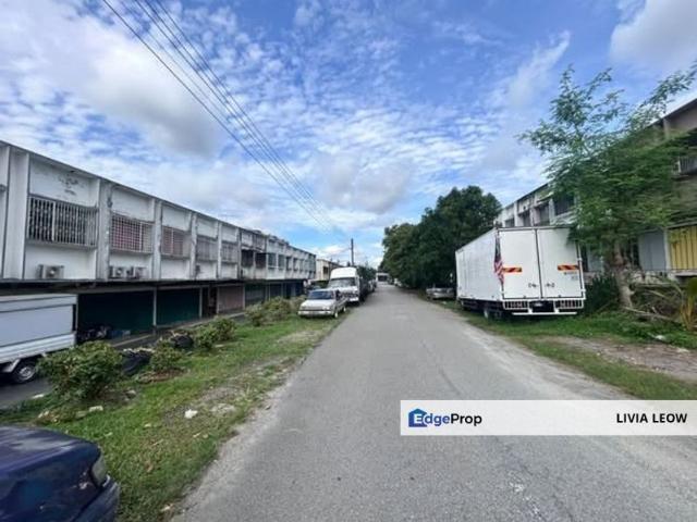 Shop for sale in Kajang, Langat