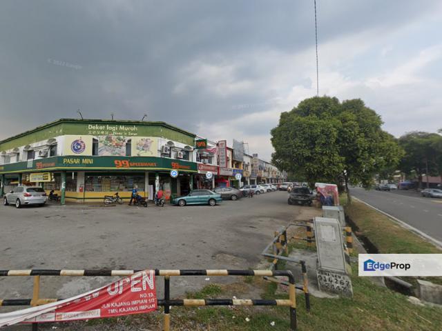 Shop for sale in Kajang, Langat