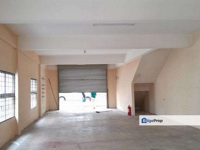 Shop for sale in Kajang, Langat