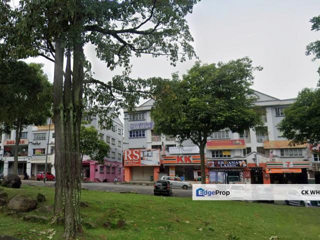 Shop for sale in Kajang, Langat