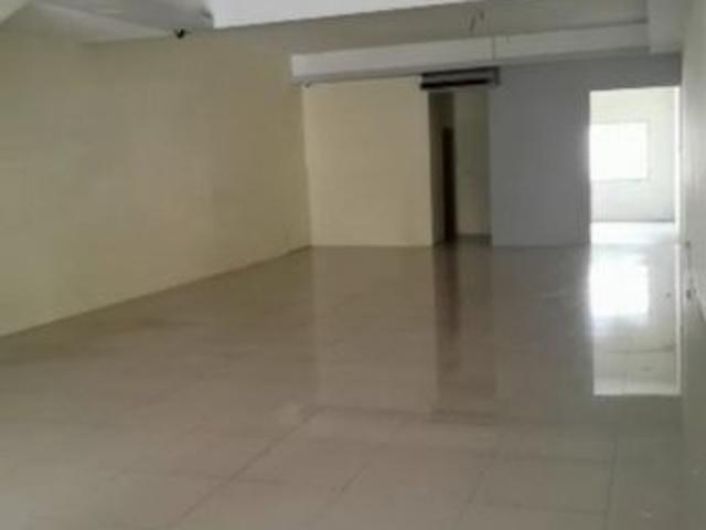 Shop for rent in Kajang, Langat