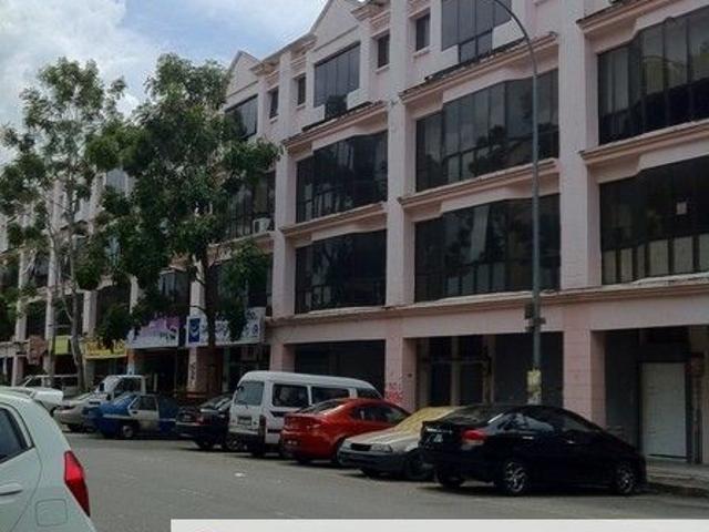 House for sale in Country Heights Damansara, Kuala Lumpur