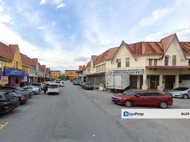 Shop for rent in Kajang, Langat