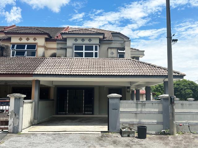 Terraced House for sale in Kampar
