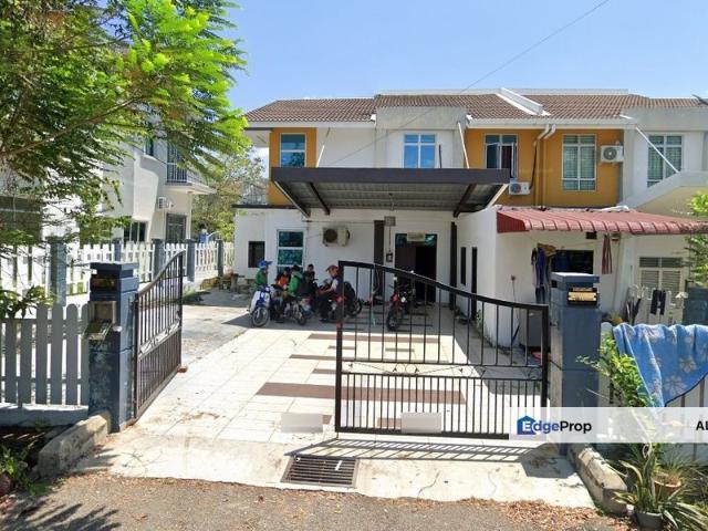 House for sale in Malaka