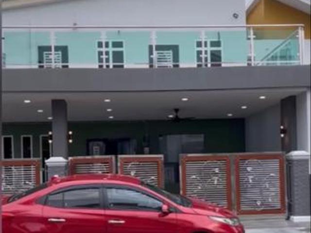House for sale in Malaka