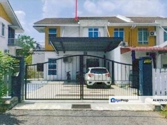 House for sale in Malaka