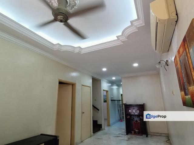 House for sale in Petaling, Subang Jaya