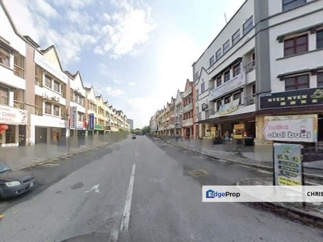 Shop for rent in Kajang, Langat
