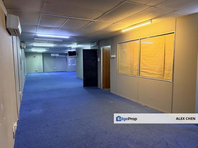 Shop for rent in Kajang, Langat