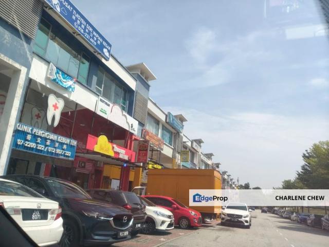 Shop for rent in Kebun Teh, Johor Bahru
