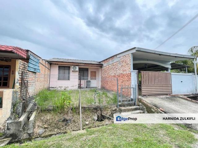 House for sale in Sendayan Village, Negeri Sembilan