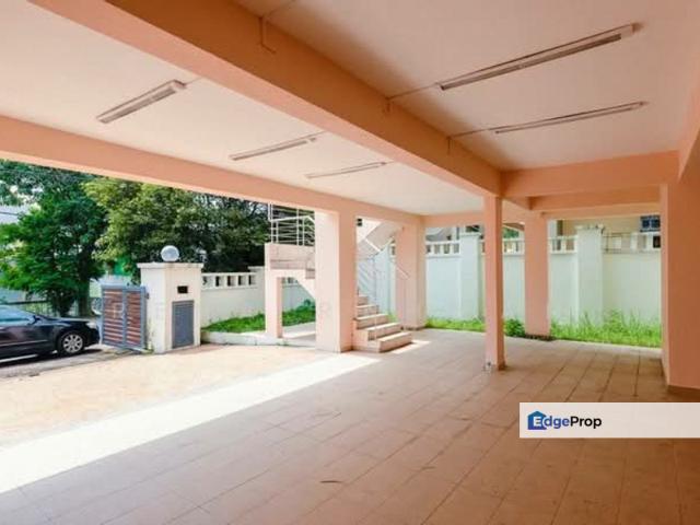 House for sale in Langat, Selangor