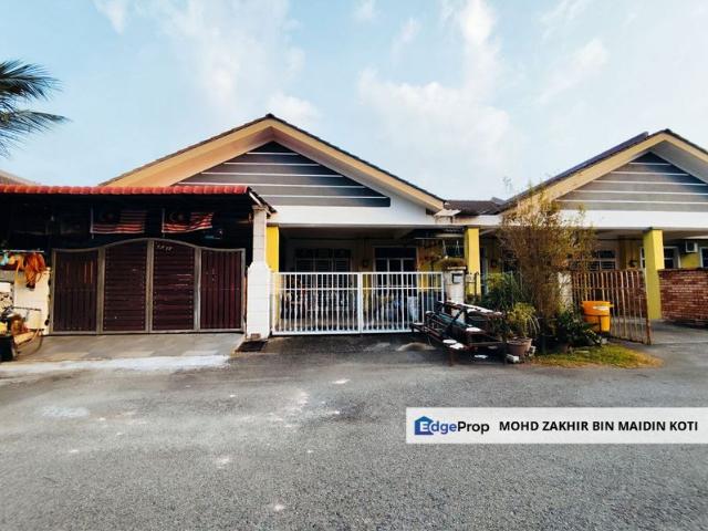 House for sale in Malaka