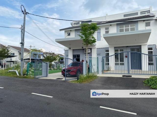 House for sale in Malaka