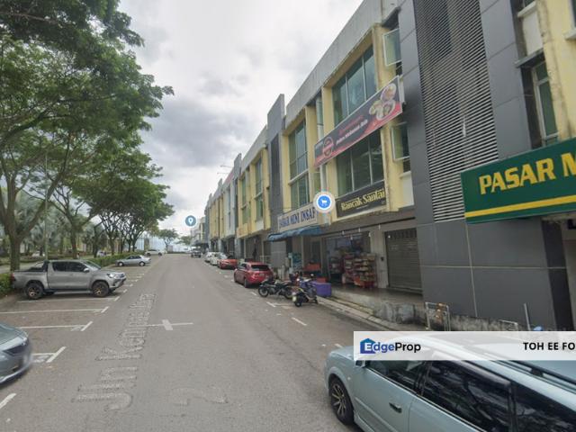 Shop for sale in Johor