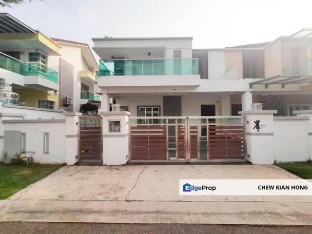 House for sale in Taman Kempas Utama, Johor Bahru
