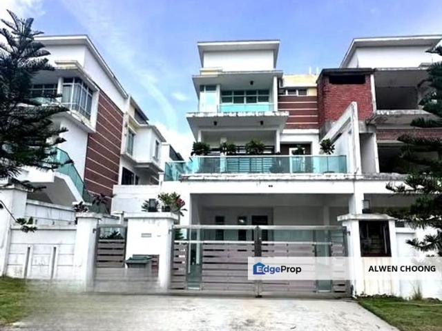 House for sale in Taman Kempas Utama, Johor Bahru