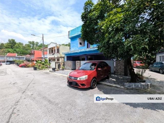 House for sale in Country Heights Damansara, Kuala Lumpur