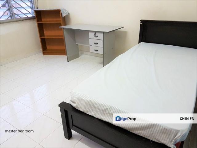 House for rent in Malaka