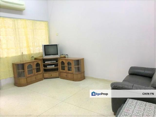 House for rent in Malaka