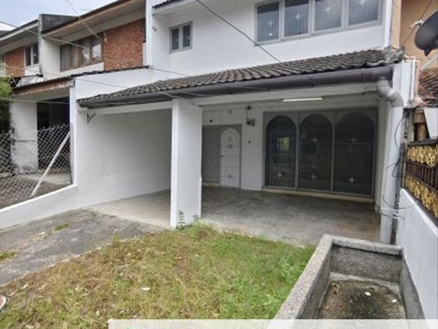 House for sale in Langat, Selangor