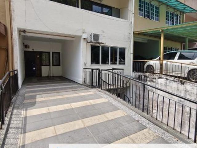 House for sale in Langat, Selangor