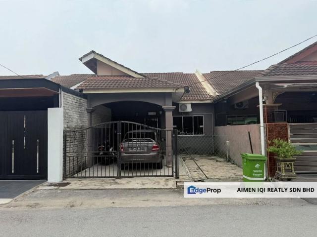 House for sale in Pekan