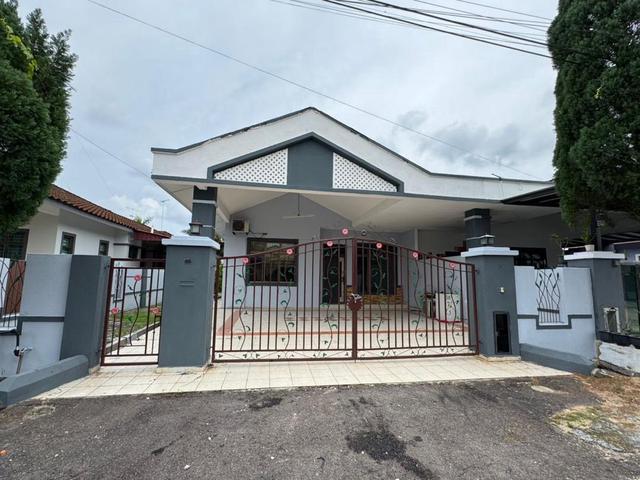 House for sale in Kluang, Johor