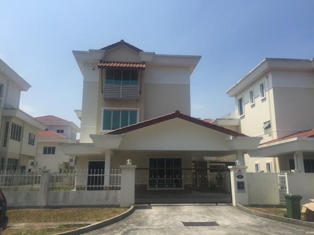 Bungalow for rent in Kinabalu, Sabah