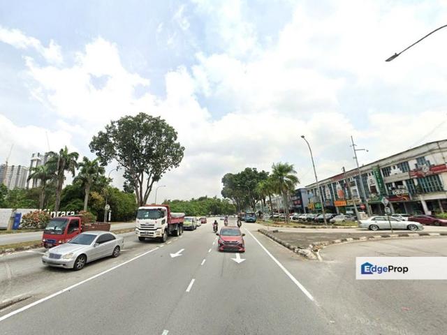 Shop for rent in Taman Kinrara Seksyen 1, Majlis Bandaraya Subang Jaya