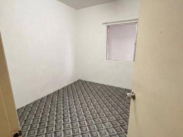 Flat for sale in Petaling, Subang Jaya