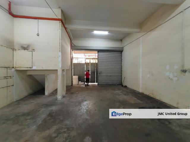 Warehouse for rent in Petaling, Subang Jaya