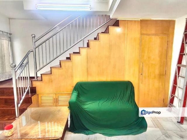 House for sale in Puchong, Majlis Bandaraya Subang Jaya