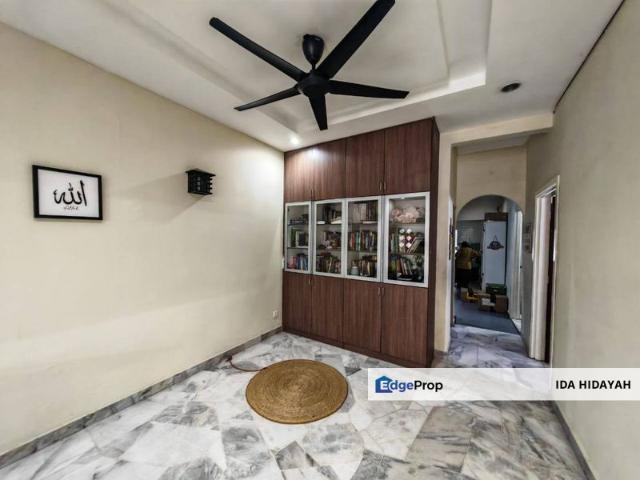 House for sale in Petaling, Subang Jaya