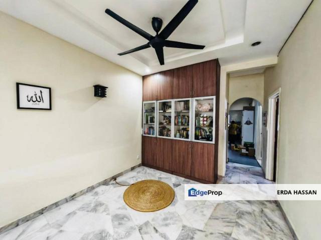 House for sale in Petaling, Subang Jaya
