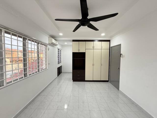 Terraced House for sale in Petaling, Subang Jaya