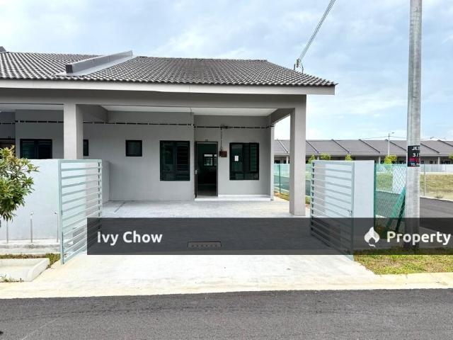 Terraced House for rent in Batu Pahat, Johor