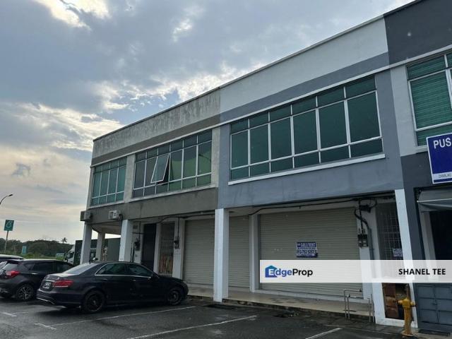 Shop for sale in Johor