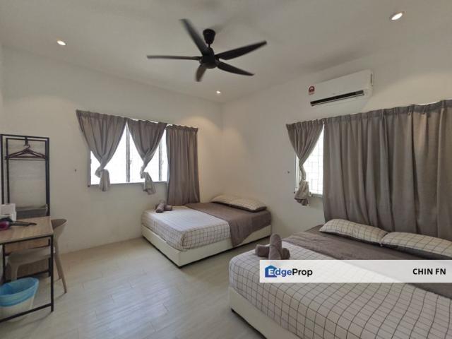 House for sale in Malaka