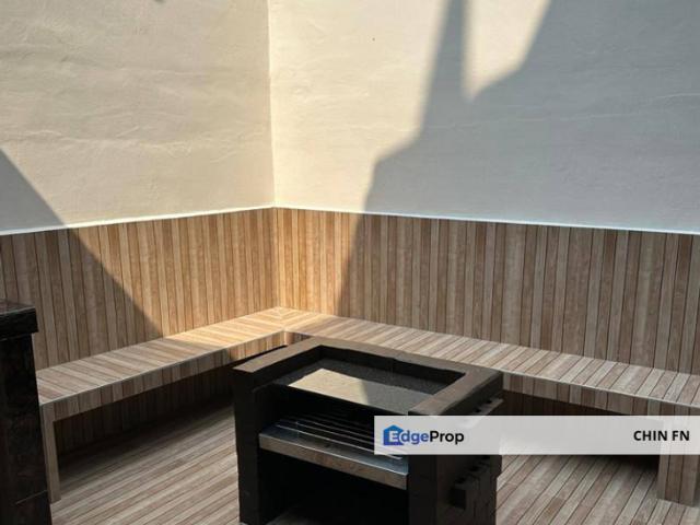 House for sale in Malaka