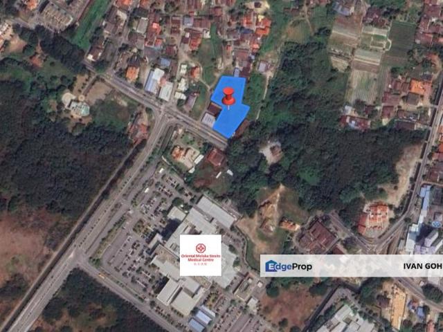 House for sale in Malaka