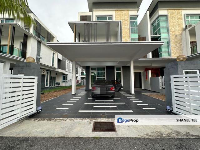 House for rent in Malaka