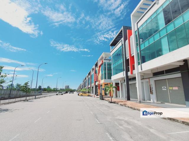Shop for sale in Malaka